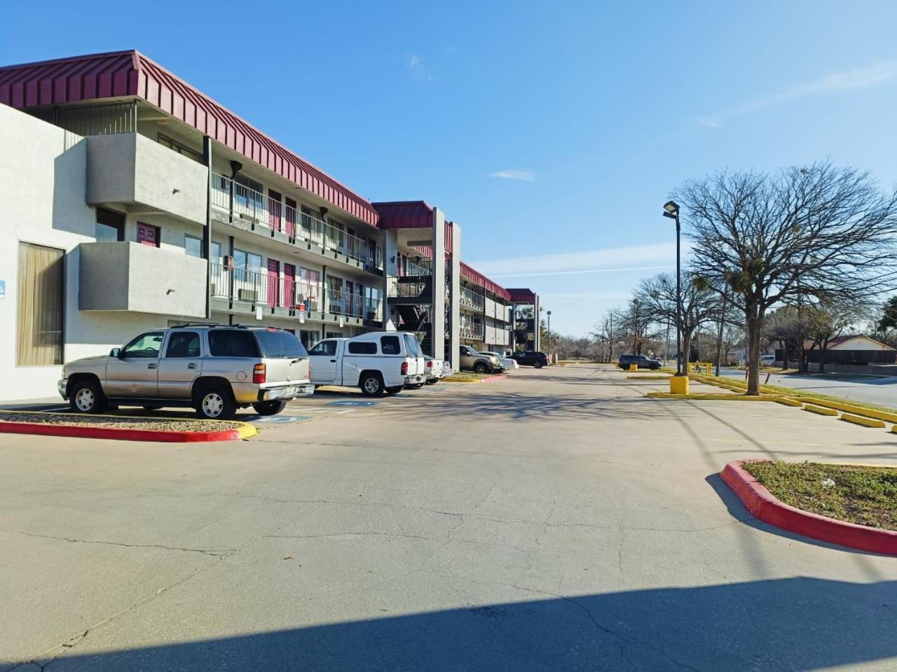 Travelers Inn By Oyo Wichita Falls Eksteriør billede